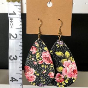 $6 - Brand New Floral Print Earrings